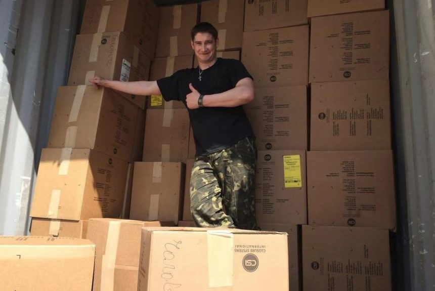 ZUDAK man collecting donations to send to ukraine
