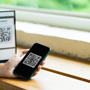Think twice before scanning that QR code