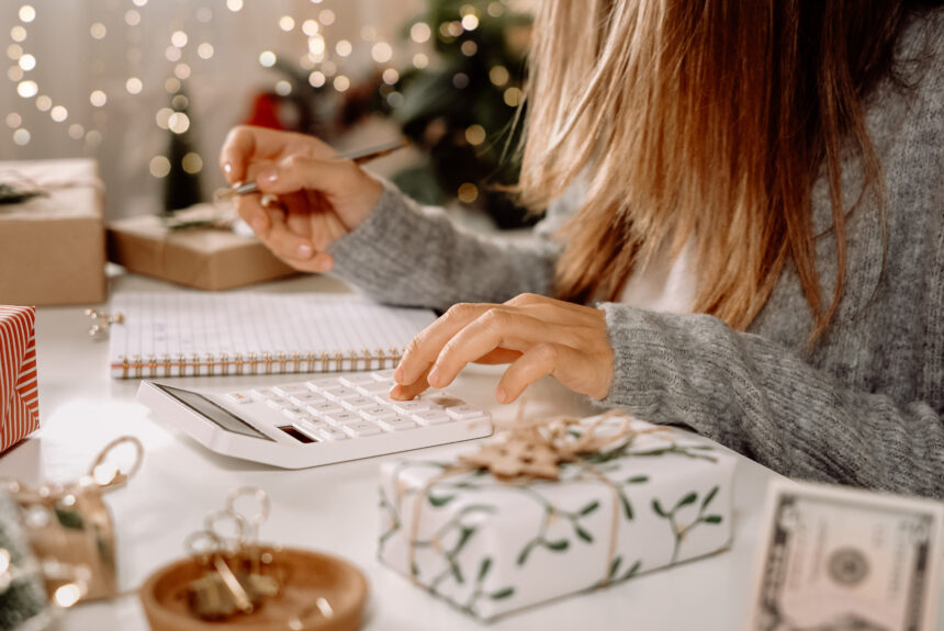 Member budgeting for Holiday Shopping Holiday Budgeting Tips: How Self Financial Federal Credit Union Can Help You Save and Spend Smarter